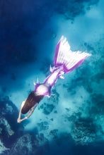 Lade das Bild in den Galerie-Viewer, Meerjungfrauenflosse aus Silikon - Mit deinem Wunschdesign