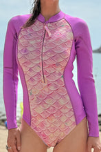 Lade das Bild in den Galerie-Viewer, Neopren Badeanzug mit Schuppenmuster und langen Ärmeln